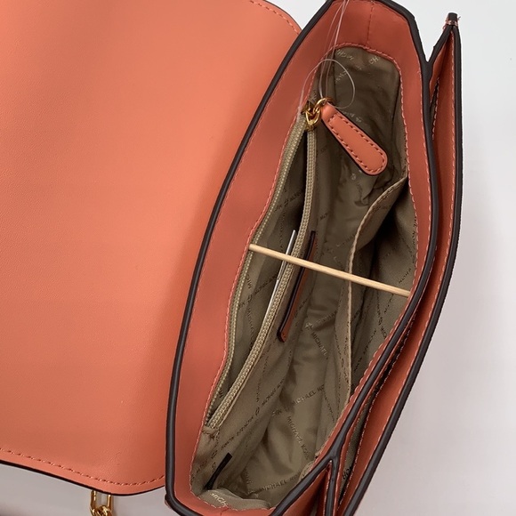 MICHAEL KORS CARMEN MEDIUM CONVERTIBLE SHOULDER BAG - Picture 12 of 16